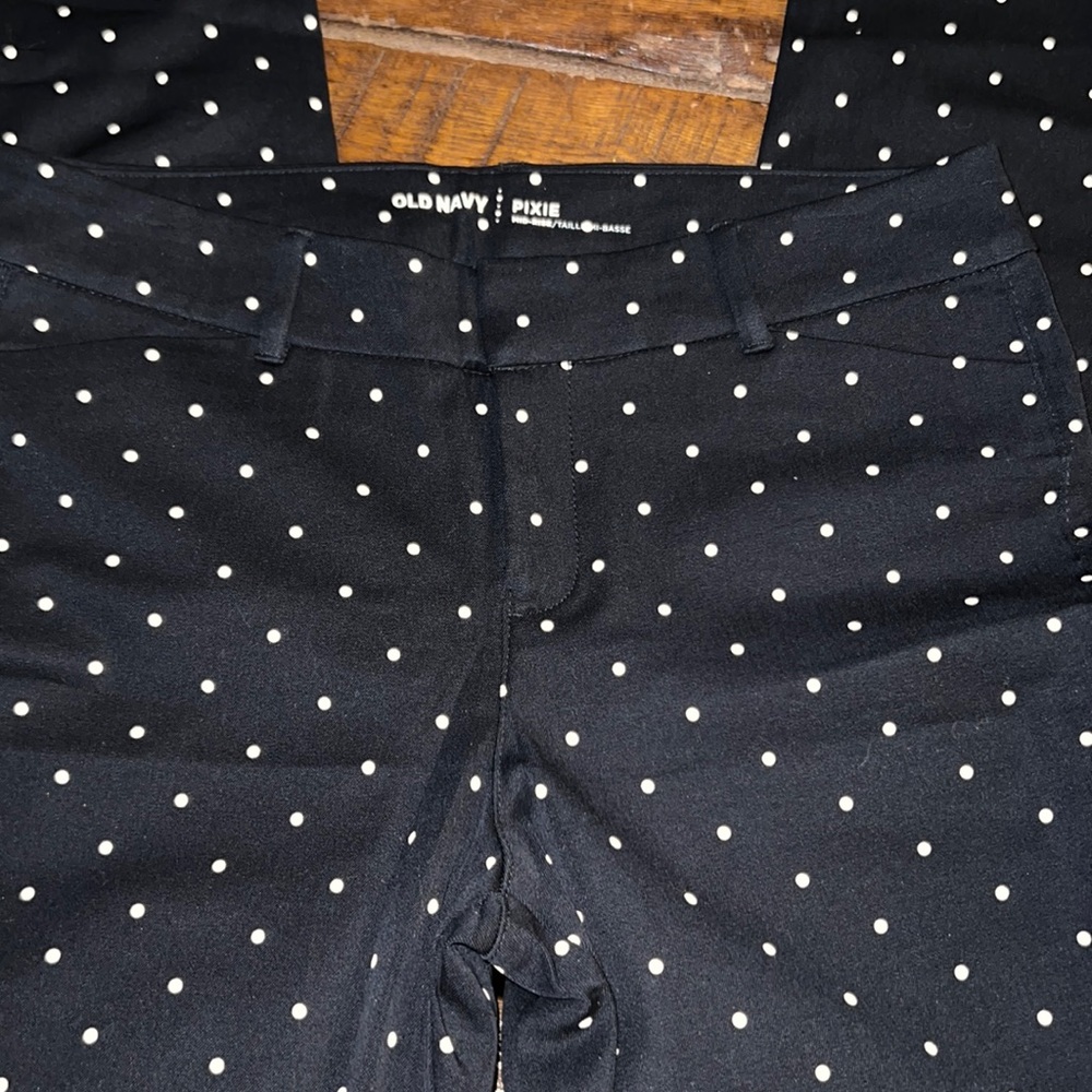 Old Navy Pixie Mid -Rise polka dot pants